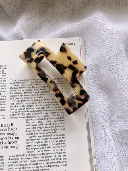Dreamy Hair Clip
